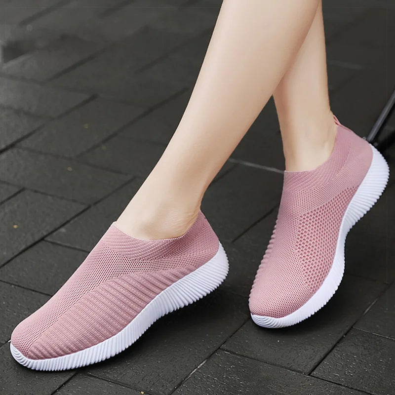 Tênis Feminino Slip On com Tecido Respirável